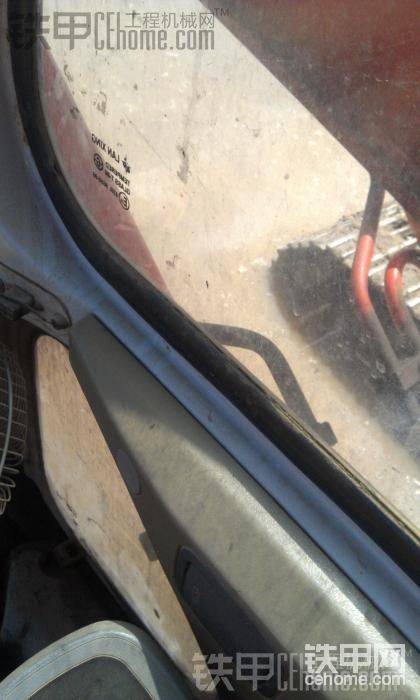 40公分深的水。。。我是開到水里洗車去了、