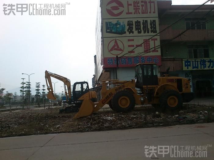 天工平地機(jī)剎車維修全過(guò)程