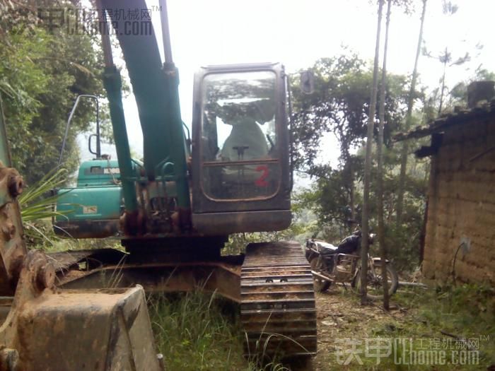 神鋼走進樹林、遭殃啊