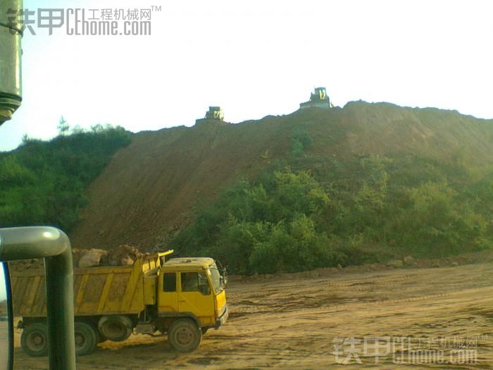 壟茶高速一游（多圖）+JCB360PK卡特D9視頻，到底誰(shuí)是裂石王？