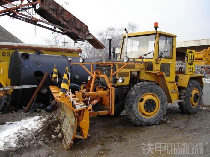 奔馳拖拉機(jī)--很老，很老的機(jī)機(jī)。《又名：怪物第6部》值得-收藏版。