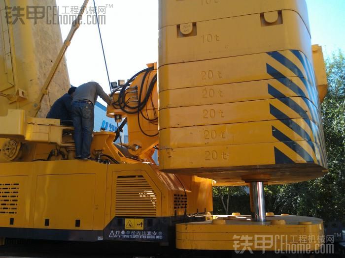 [直播帖]北京首台500吨吊车组车工作图