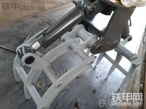 曬一臺(tái)抓甘蔗的《摸奶手》灰常漂亮的！