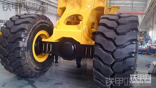 徐工LW1200K裝配中。。。