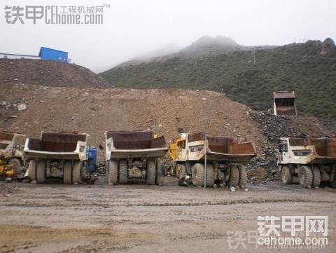 中國(guó)的被廢棄的礦卡