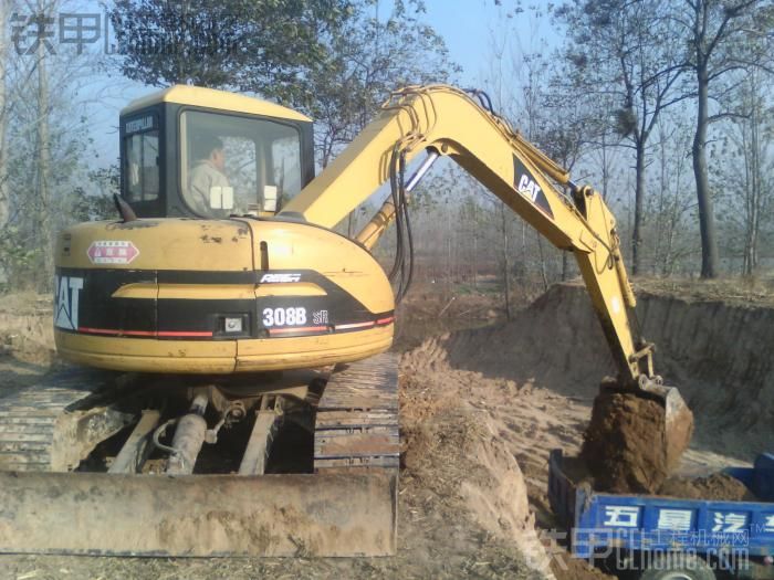 求解。CAT308B仪表问题。