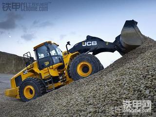 JCB裝載機(jī)---欣賞。沙發(fā)有--駕駛室欣賞。