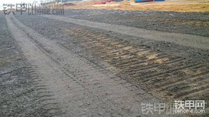 車輪壓后差距倆公分