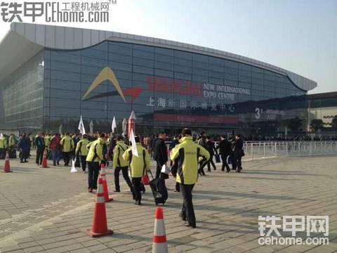 2012寶馬展！鐵甲用戶團(tuán)來了