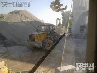 但我龍工更換拉桿套銷子