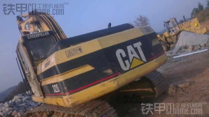 经典机子，CAT320V1，保养得不错，都是干活机啊