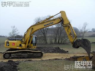 来自太阳国的 Komatsu pc 290-8