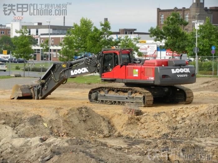 VOLVO EC 460 C HR 霸氣外露有木有?