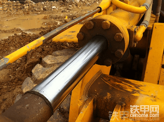 寶馬裝載機(jī)  之  關(guān)于裝載機(jī)液壓故障排除問題