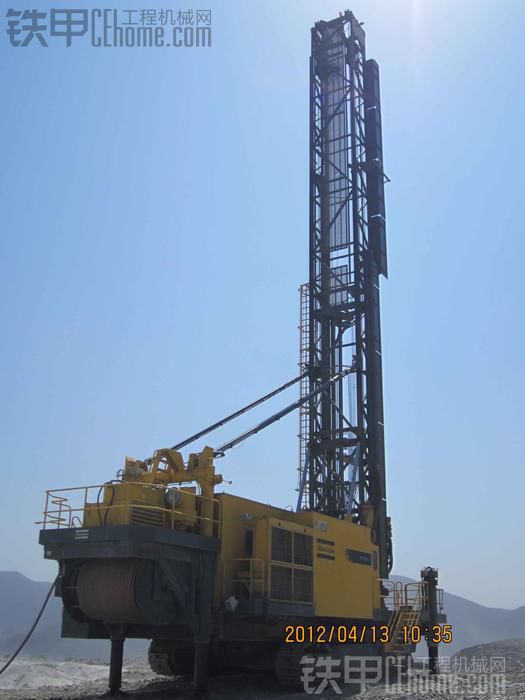 目前在中国矿山使用的大型钻机，钻中巨物！