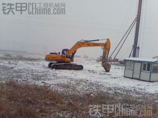 2013年3月的第二場(chǎng)雪，民工哥你辛苦了！