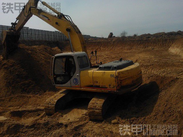 出售2臺住友A3車況好全是土方車原版油漆看好出價