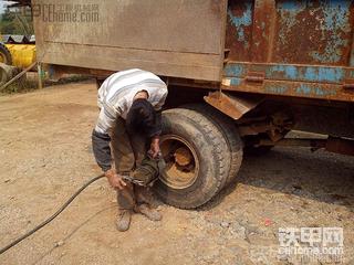 江铃宝典皮卡改装；快速移动补胎车。