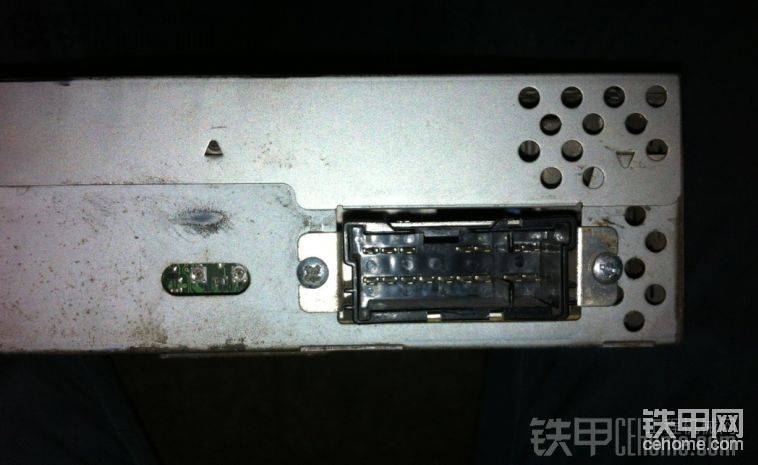 16個(gè)金屬接觸片