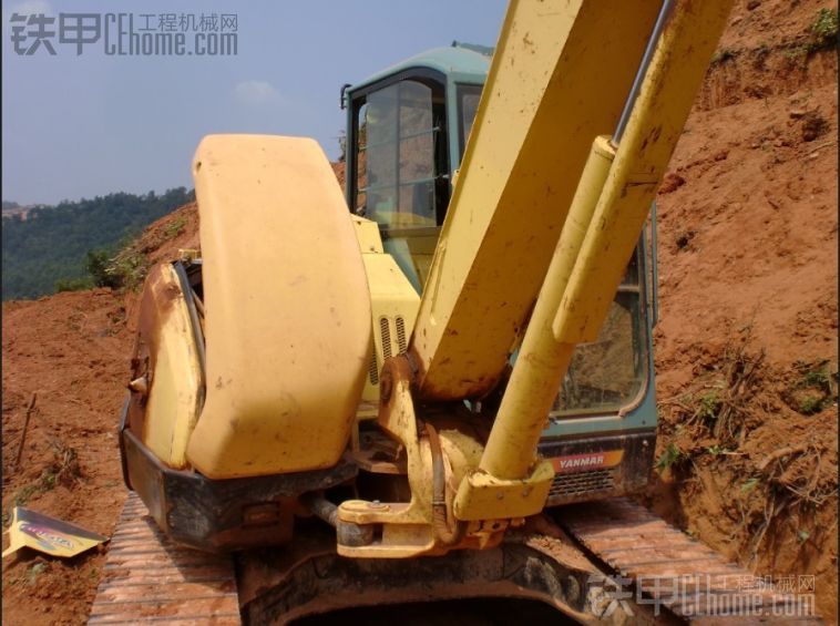 洋馬75B，2010年購買，3500小時，沒打炮