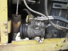 小松200-6发动机维修过程