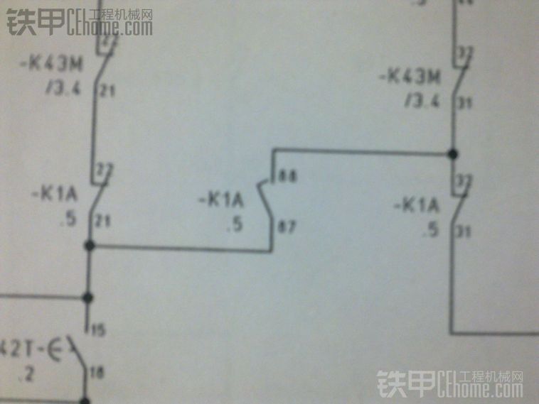 请问这是一个什么电气符号