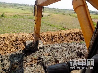 你从没看过的，雷沃220-7挖掘机5257小时使用报告！