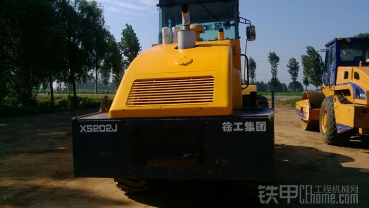 徐工XS202J壓路機(jī)，2012年車-私人沒活轉(zhuǎn)手。