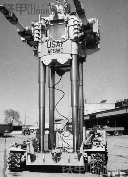 碉堡了！来看看美国60年代的实验性工程机械人