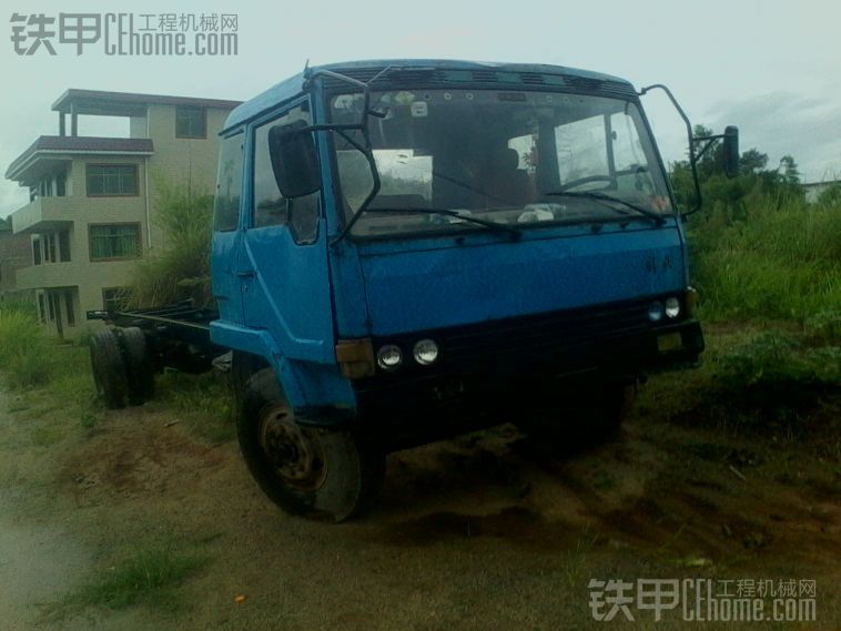 可做120挖機(jī)拖車解放長車廢鐵價(jià)出售