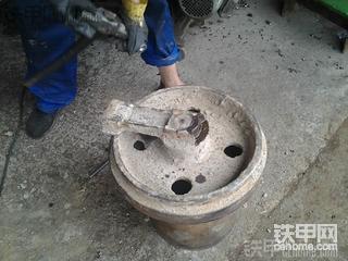小挖導(dǎo)向輪之修復(fù)