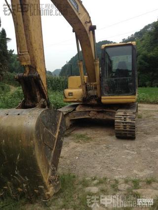 看看这车多少适合入手?小松120-6EO