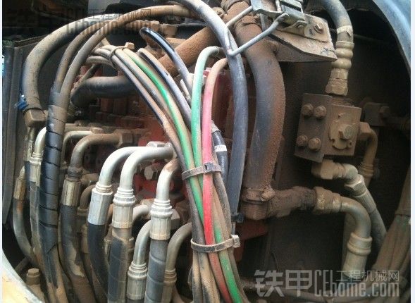 08年凯斯55B小挖机出售、带凯马拖车、手续齐全