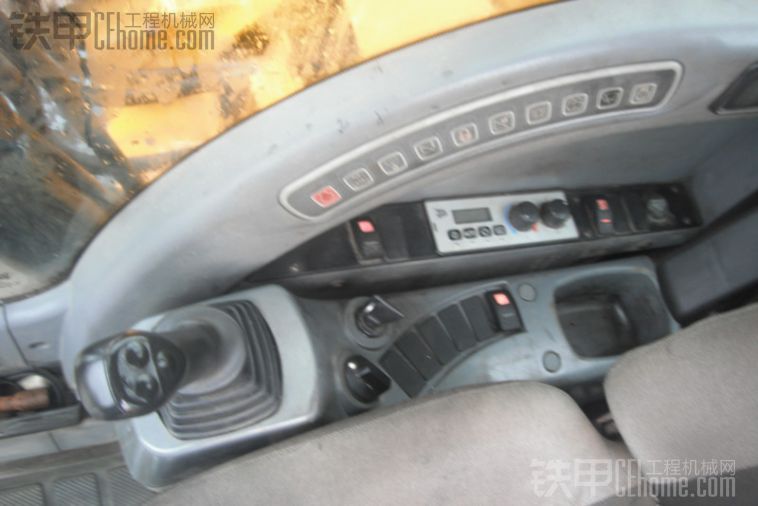 JCB220全進口機型轉(zhuǎn)讓