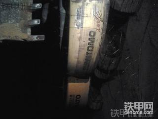 學了八個多月，終于出師了，自己單獨干了。