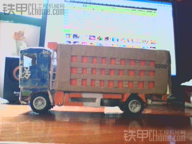 動(dòng)手能力有窮大 diy個(gè)30小鏟車加單橋自卸 (*∩_∩*)