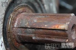 龍工LG856B變速箱拆檢，諸多問題，請各位專家講解一下
