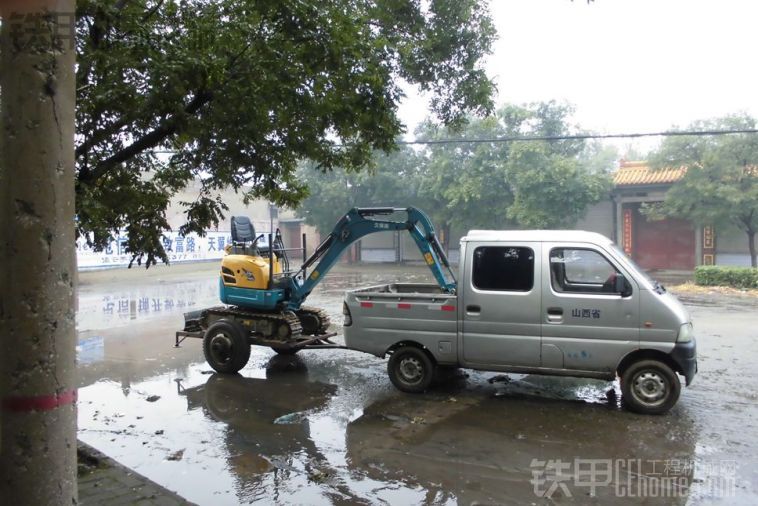 久保田15車的工作照