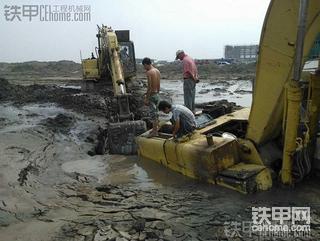 住友哥弟趟泥湖
