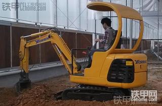 万能的甲友谁能看出这是哪个牌子的挖机.有奖励的哦