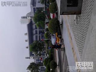 路上随拍的火车过道