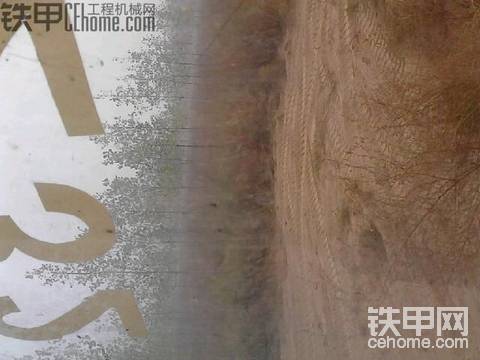 JJ身陷沙地  有劲是不上