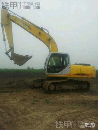 挖掘机