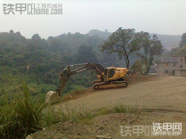 停路邊避炮