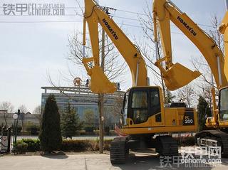 株式会社（株）小松PC200-8