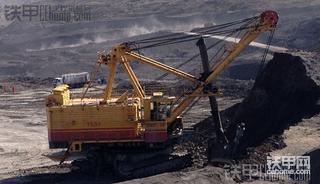 见多识广的进来看看 我也不知道这是什么牌子的电铲