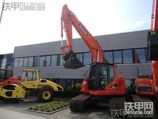 铁甲第一台纯进口斗山DX235U   欢迎跟帖  辽宁鞍山吴小【上传】