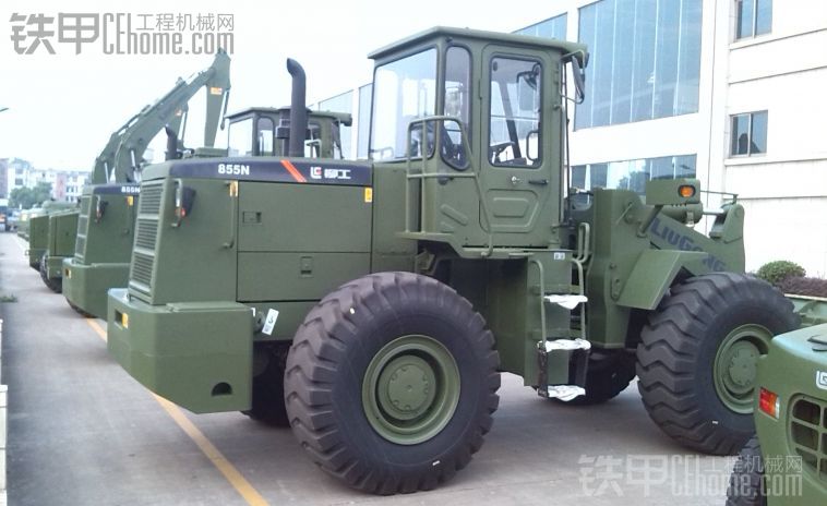 處女貼-柳工軍車(chē)實(shí)拍