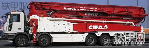世界級別的兩款--泵車。世界級別的泵車。---------CIFA  意大利制造商CIFA提供的單位