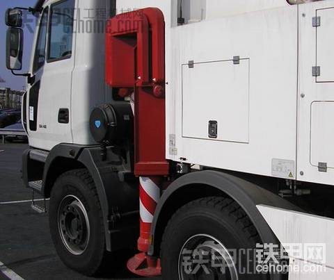 世界級別的兩款--泵車。世界級別的泵車。---------CIFA  意大利制造商CIFA提供的單位